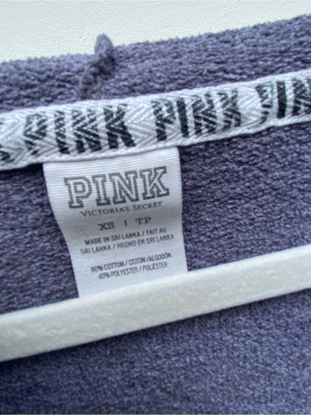 Y2K Victoria’s Secret Grey Love Pink Sequin Full Zip Hoodie Size XS - Picture 5 of 9